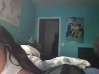 PrincessbabyTee1925's Live Sex Cam Show