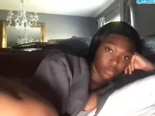 PrincessbabyTee1925's Live Sex Cam Show