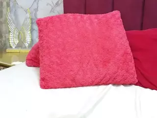 PAULABOTERO's Live Sex Cam Show