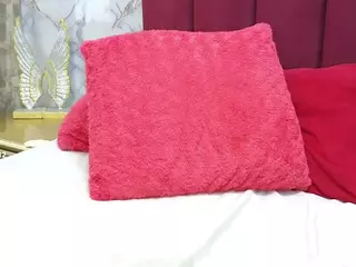 PAULABOTERO's Live Sex Cam Show