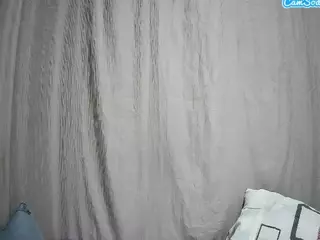 sweet-bunny12's Live Sex Cam Show