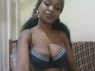 Ravynphoenixx