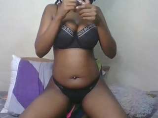 Live cam show with Talia_shylusty