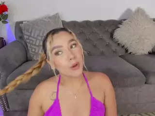 sofi-vasquez's Live Sex Cam Show