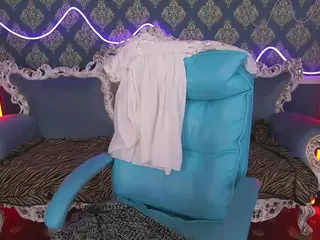 RoxyRayy's Live Sex Cam Show