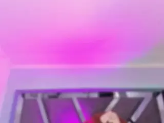 AlliJadid's Live Sex Cam Show