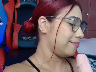 emmely's Live Sex Cam Show