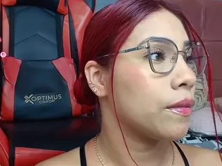 emmely's Live Sex Cam Show