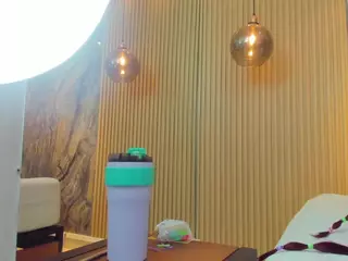 Ella-Harper's Live Sex Cam Show