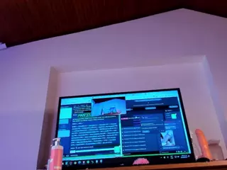 Abby-23's Live Sex Cam Show