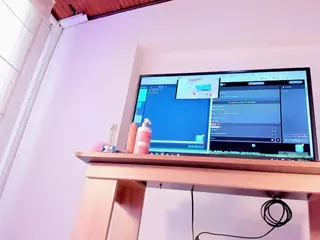 Abby-23's Live Sex Cam Show