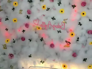 AylinStar's Live Sex Cam Show