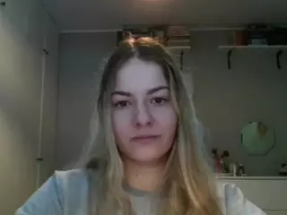 RosieJune's Live Sex Cam Show