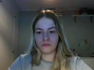 RosieJune's Live Sex Cam Show