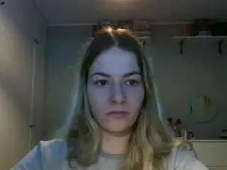 RosieJune's Live Sex Cam Show