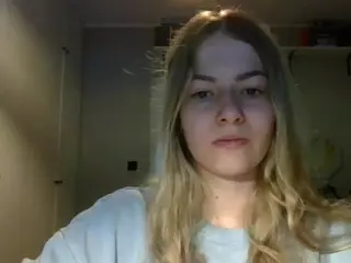 RosieJune's Live Sex Cam Show