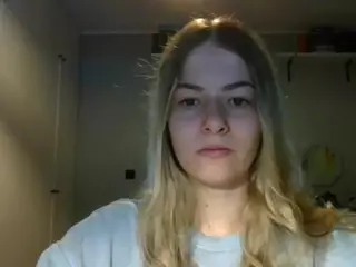 RosieJune's Live Sex Cam Show