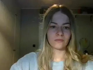 RosieJune's Live Sex Cam Show