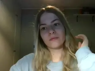 RosieJune's Live Sex Cam Show