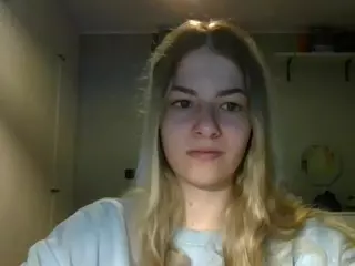 RosieJune's Live Sex Cam Show