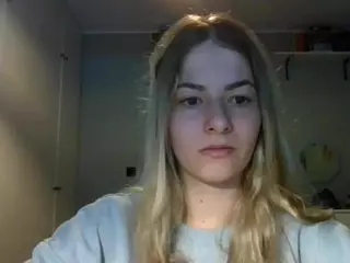 RosieJune's Live Sex Cam Show