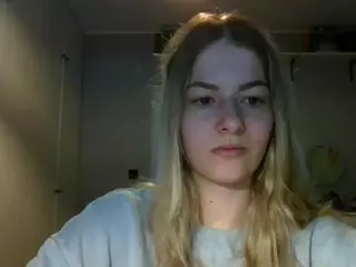 RosieJune's Live Sex Cam Show