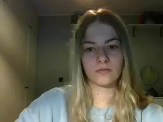 RosieJune's Live Sex Cam Show