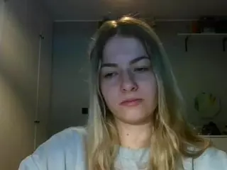 RosieJune's Live Sex Cam Show