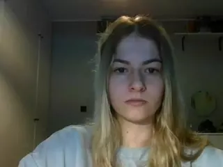 RosieJune's Live Sex Cam Show