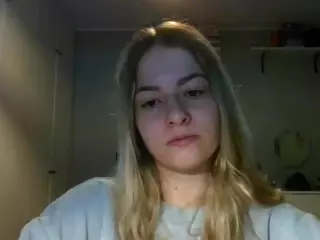 RosieJune's Live Sex Cam Show
