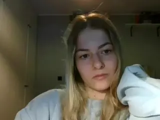 RosieJune's Live Sex Cam Show