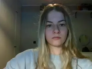 RosieJune's Live Sex Cam Show