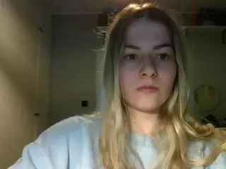 RosieJune's Live Sex Cam Show