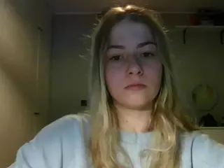 RosieJune's Live Sex Cam Show