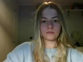 RosieJune's Live Sex Cam Show