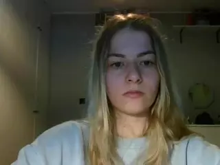 RosieJune's Live Sex Cam Show