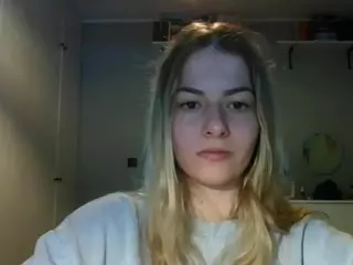 RosieJune's Live Sex Cam Show