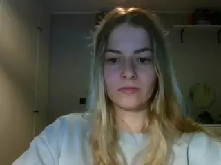 RosieJune's Live Sex Cam Show