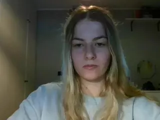 RosieJune's Live Sex Cam Show