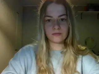 RosieJune's Live Sex Cam Show