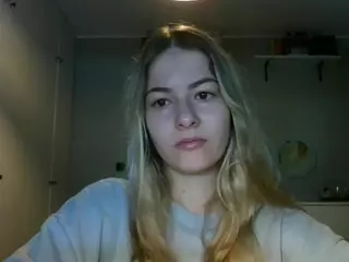 RosieJune's Live Sex Cam Show