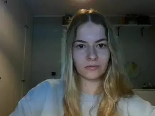 RosieJune's Live Sex Cam Show