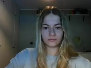 RosieJune's Live Sex Cam Show
