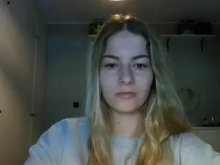 RosieJune's Live Sex Cam Show