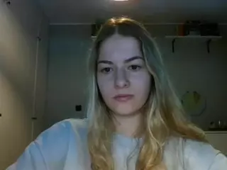 RosieJune's Live Sex Cam Show