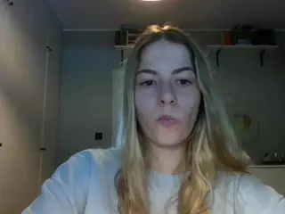 RosieJune's Live Sex Cam Show