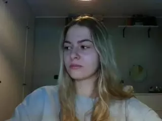 RosieJune's Live Sex Cam Show