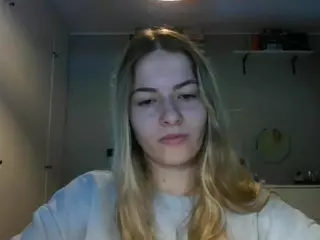 RosieJune's Live Sex Cam Show