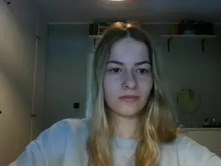 RosieJune's Live Sex Cam Show