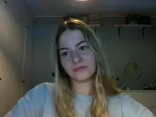 RosieJune's Live Sex Cam Show